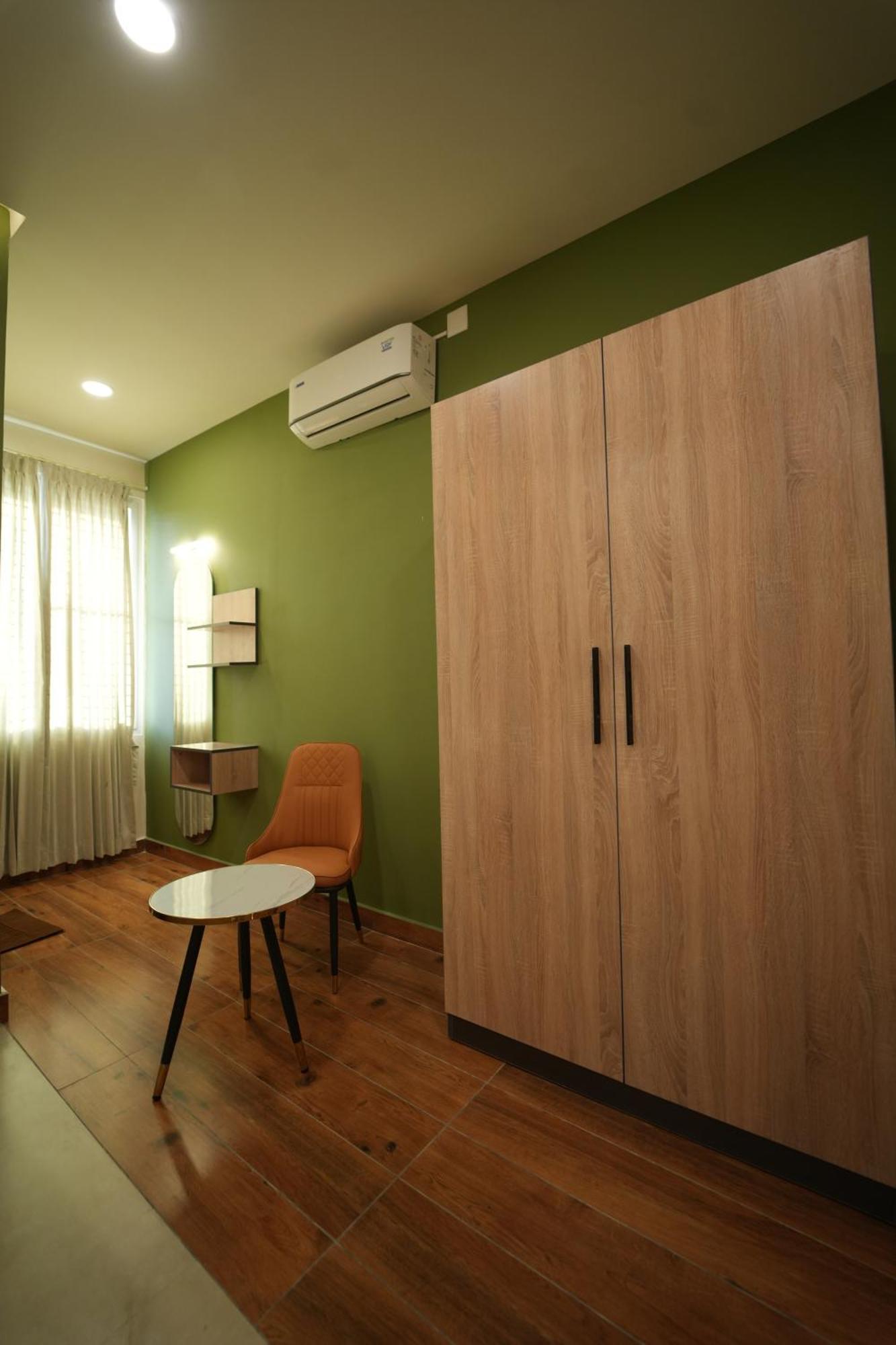 The Continental Inn & Suites Mysore Exteriör bild