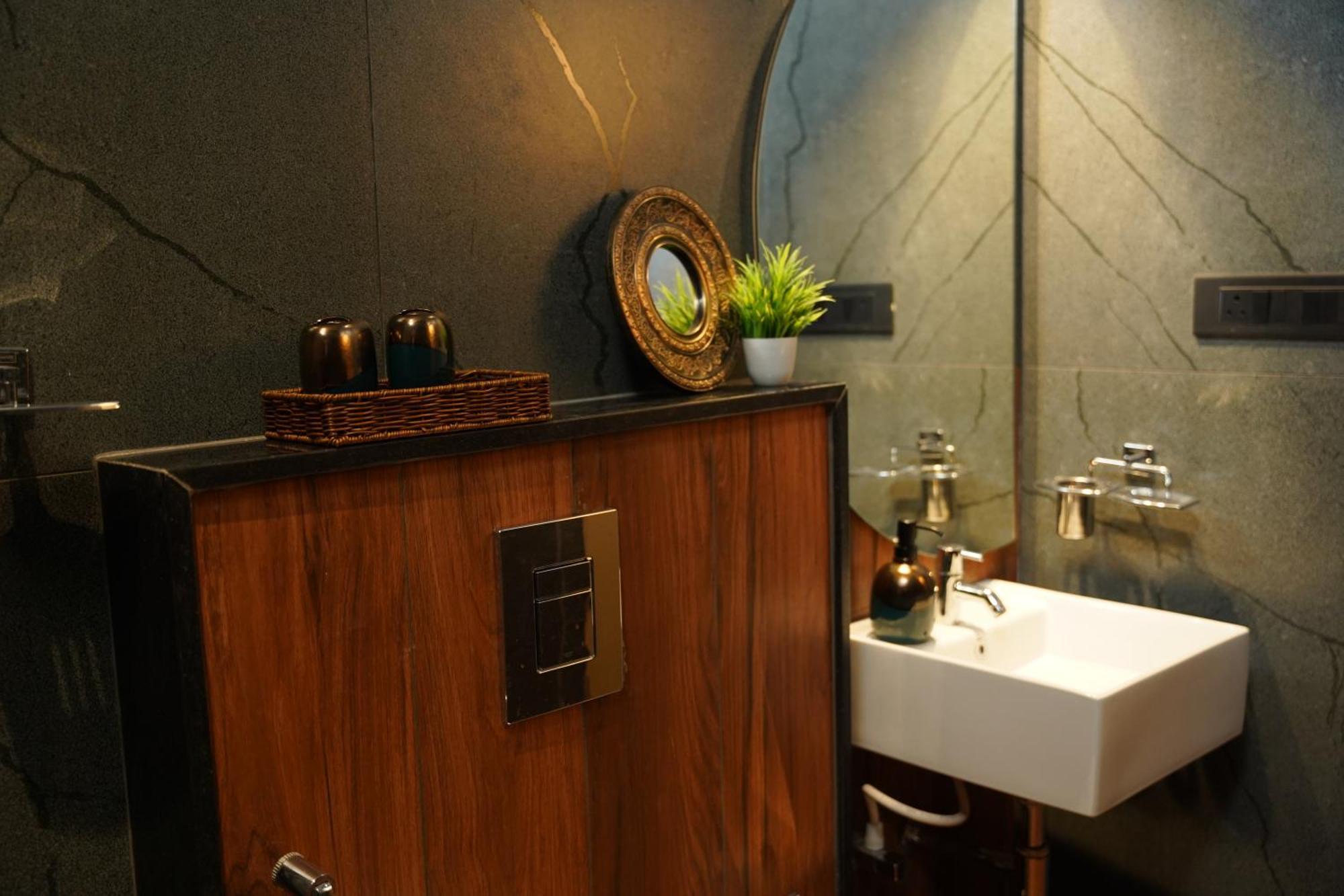 The Continental Inn & Suites Mysore Exteriör bild